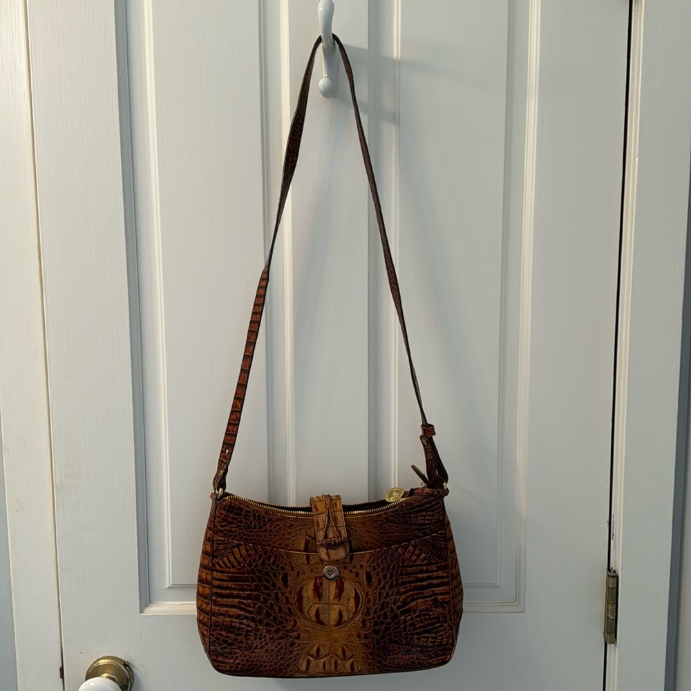 Brahmin shoulder purse, brown, gently used.